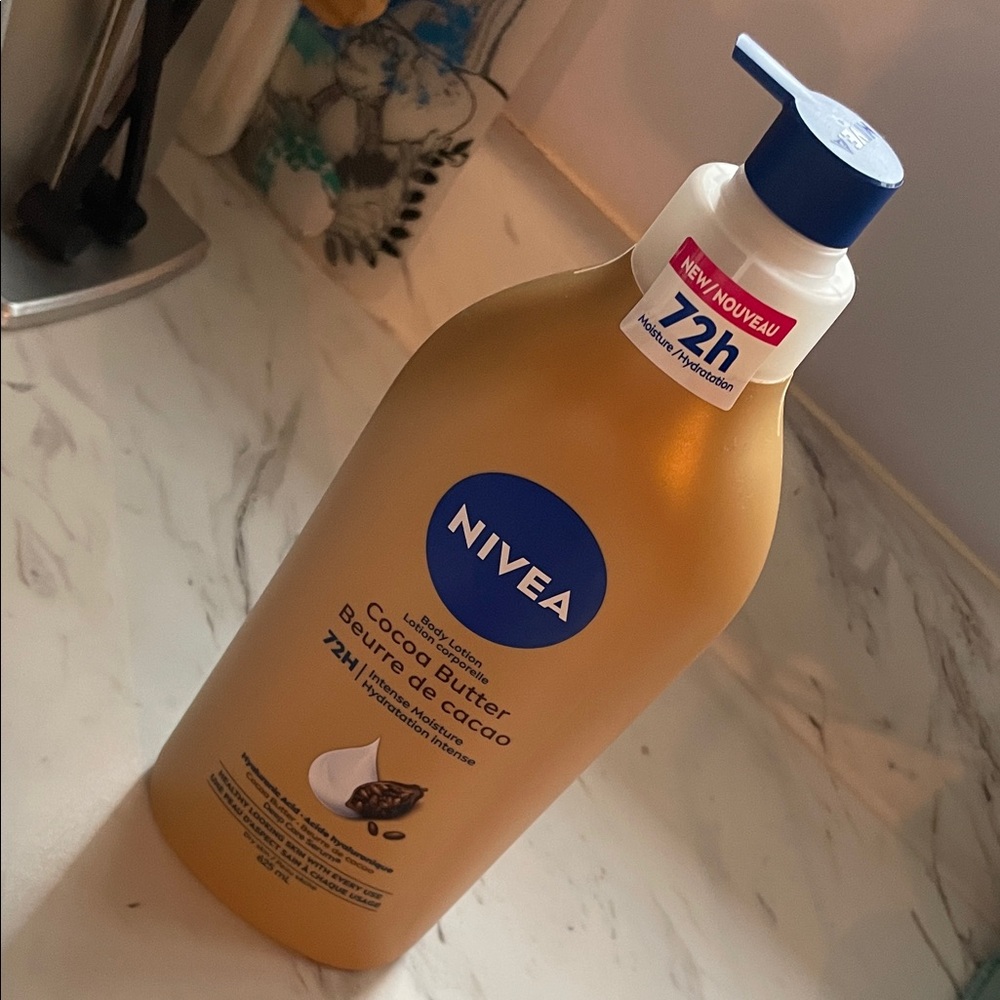 Cocoa Butter Body Lotion - Gold - Picture 1 of 3